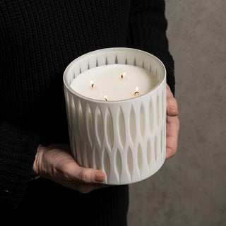 Glimpse Blanc Luxury Candle 1.7kg by Apsley and Company