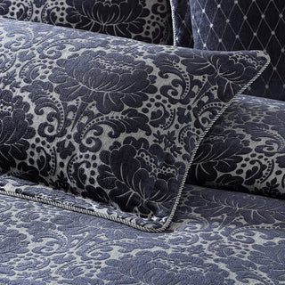 Esmeralda Ink Quilt Cover Set by Davinci