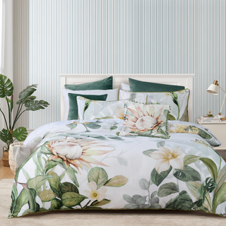 Helensvale White Quilt Cover Set By Bianca