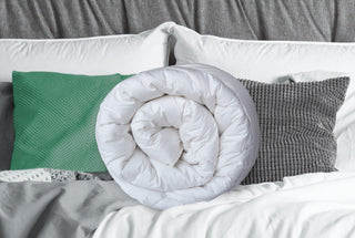 Jaspa  All Seasons Wool Quilt