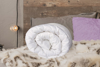 Jaspa Herington Black Wool Machine Washable Quilt