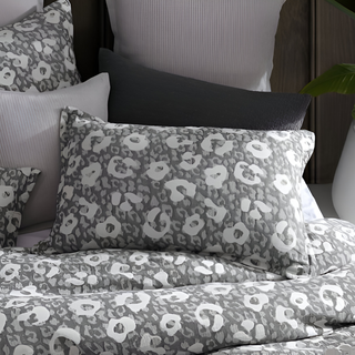 Leo Dove Quilt Cover Set by Logan and Mason Platinum