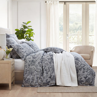 Paloma Ink Quilt Cover Set by Private Collection