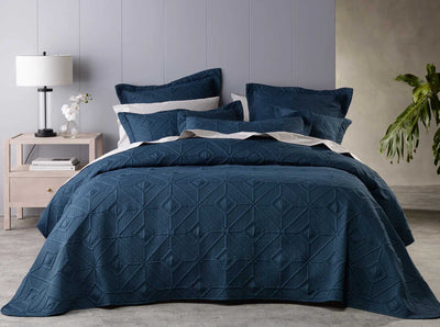 Stylish Coverlets: Warmth and Elegance for Beds