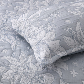Whispering Lily Polyester Quilt Cover Set by Bianca