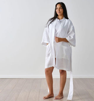 Nimes White Short Robe by Linen House