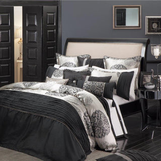 Siam Black Pillowcase by Davinci