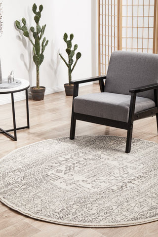 Chrome Addison Round Rug (Silver) by Rug Culture