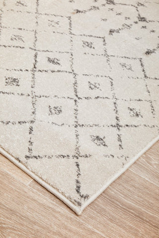 Chrome Elsa Rug (Silver) by Rug Culture