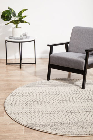 Chrome Harper Round Rug (Silver) by Rug Culture