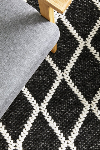 Huxley Rug (Black) by Rug Culture