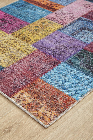 Illusions 167 Runner Rug (Multi) by Rug Culture