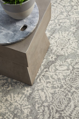Mirage 358 Round Rug (Silver) by Rug Culture