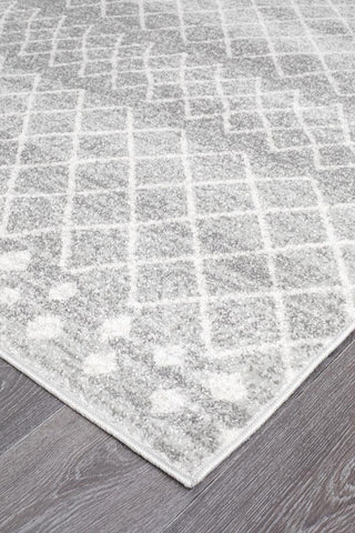 Oasis 454 Rug (Silver) by Rug Culture