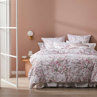 Milli Pink Quilt cover set by Logan and Mason Platinum