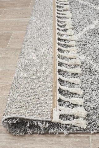 Saffron 11 Rug (Silver) by Rug Culture