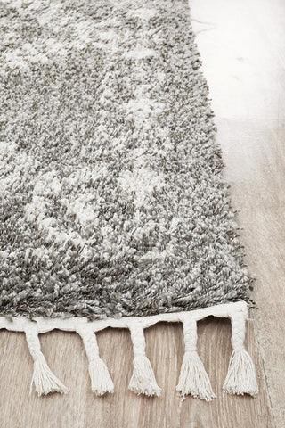Saffron 33 Rug (Grey) by Rug Culture