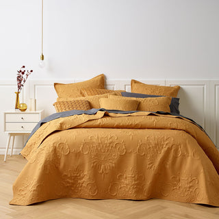 Gatwick Bedspread Set Gold By Bianca