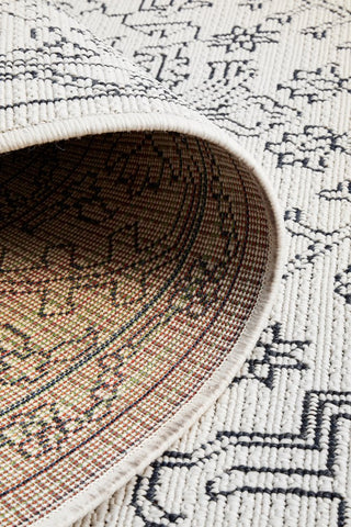 Seaside 5555 Rectangle Rug (White) by Rug Culture